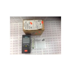 VARIADOR DE VELOCIDAD SIEMENS MM420 6SE64202UD175AA1  DE 1 HP 440 V.
