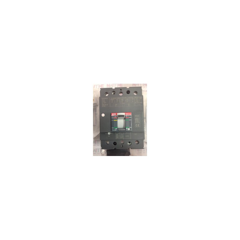 INTERRUPTOR TERMOMAGNETICO ABB 1SDA068059R1, XT3N, 250 AMP, TMD, 3P, FF
