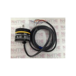 ENCODER OMRON  E6C2-CWZ1X TIPO INCREMENTAL DE 500 PULSOS