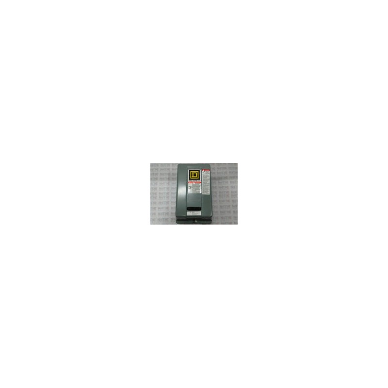 ARRANCADOR MAGNETICO SQUARE D 8536SCG3V03, EN GABINETE, NEMA 1, 3P, 600 VCA, BOBINA 240 V, TAM.1