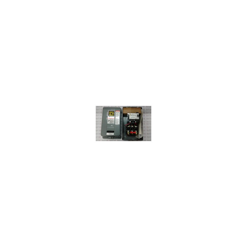 ARRANCADOR MAGNETICO SQUARE D 8536SBG2V03, EN GABINETE, NEMA 1, 3P, 600 VCA, BOBINA 240 V, TAM.0