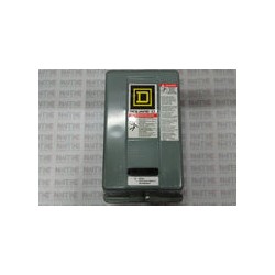 ARRANCADOR MAGNETICO SQUARE D 8536SAG12V03, EN GABINETE, NEMA 1, 3P, 600 VCA, BOBINA 240 V, TAM.00