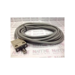 LIMITH SWITCH OMRON  D4C -4332