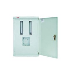 TABLERO DE ALUMBRADO DE 24 MODULOS PROTECTA PLUS MOD 1SKP808142C6508 3 FASES  8 HILOS 250A 480/277VCA  610 X 400 X 125 IP41