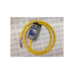 PROXIMITY SWITCH TELEMECANIQUE ST1-8002