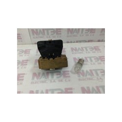 BASE CON BLOCK Y FOCO ALLEN BRADLEY 800E-2DL3(800EP-2DL3W)