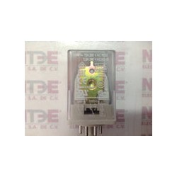 RELEVADOR INTERFAZ ABB CR-U 024DC2  8 PIN TIPO RELOJ  CAT.1SVR405621R1000  TENSION 24 VDC, 10 AMP,