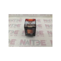 RELEVADOR SCHRACK PT570615 14 P. 115 VAC. 6 AMP 250 V
