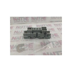 BASE IDEC SHIB-05 10 A 300 V   5 PIN