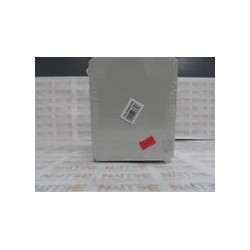 CAJA RECTANGULAR VACIA TERMOPLASTICO ABB 1SL0830A00 LS-00830 IP55 160X135X150 mm CON CIERRE POR TORNILLO CON KNOCKOUTS COLOR GRI