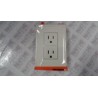 CONTACTO DUPLEX BTICINO E6028NR 2P+T 15A 127V / 250V COLOR MARFIL