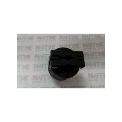 CLAVIJA ARROW HART CAT 3331, 30 AMP 125/250 V DE 3 LINEAS COLOR NEGRO