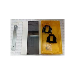 CAJA DE PLASTICO BTICINO  PARA INTERRUPTOR CON RIEL 11 X 8" (S/M) COLOR AMARILLO