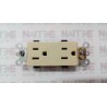 RECEPTACULO DUPLEX  LEVITON 16252-1  15 A 250 V (S/M) COLOR MARFIL